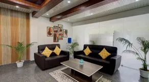 The Empire Studioz Hotel Golf Course Road Studio with Kitchen & Balcony One Horizon Center Paras Hospital Cyber City - Image 2
