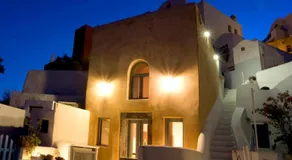 Lydia Cavehouse - Image 2
