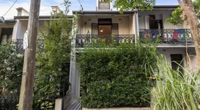 Glebe Retreat with Parking & Outdoor Dining - Image 4
