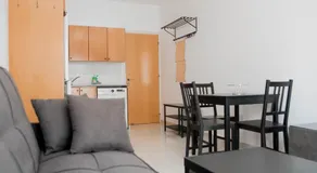 Renovated one bedroom apartment in Paphos with pool - Image 2