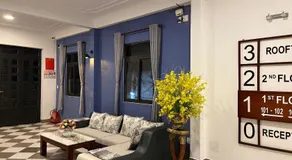 Queenie House - Image 4
