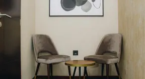Boutique Luxury Apartments - Image 5