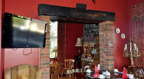Highfield House Guesthouse - Image 5