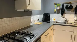 Croydon Luxury 2 Bed Apartment - Sleeps 6 - Gatwick Airport close - Image 5