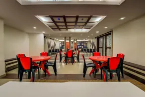 Hotel O Park Street Inn - Image 2