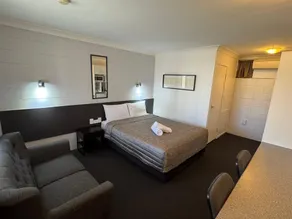 Mandalay Motel - Image 5