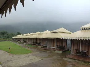Mountain Shadow Resort - Image 5