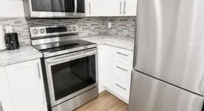 Cozy Luxury Stay, WiFi and Fully Equipped - Image 3