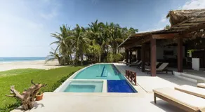 Oceanfront Casa Rhino - Image 2