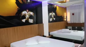 Motel Fuego (Adults Only) - Image 5