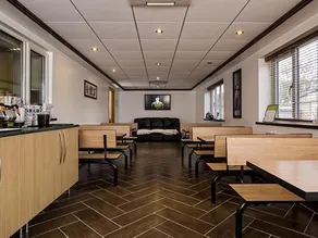 Thorne Central Guest House - Image 2