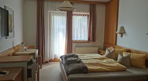 Hotel Sonnblick - Image 2