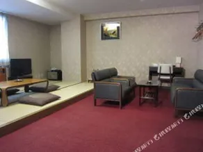 Shiga Riverside Hotel - Image 5