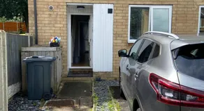 Garland way 2 bed house Sheffield free parking 5 min from m1 - Image 5