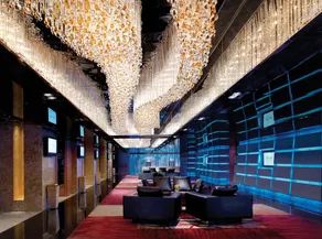 StarWorld Hotel - Image 5