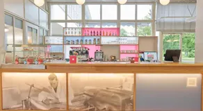 Bata Club Haus - Image 2