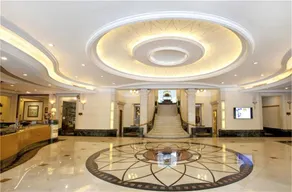 Carrianna Hotel - Image 2