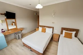Biter Hotel - Image 2