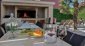 Apartments Villa Pina - Image 3