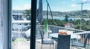 Brisbane waters cottage at Point Clare NSW - Image 3