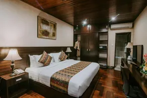 Cozy Superior Double Room #N11 - Image 5