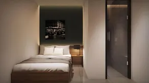 Econtel Queensbay - Image 2