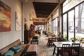 9 Hostel and Bar - Image 3