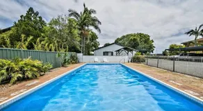 La Sirena Pool and barbie, private boat ramp, WiFi, two bedrooms, 3 beds - Image 3