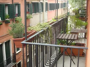 Guesthouse Alloggi Agli Artisti - Image 5