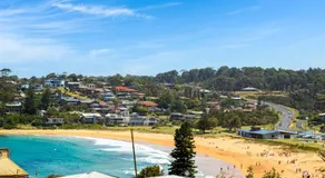 Sunshine & Sea Breezes at Malua Bay - Image 5