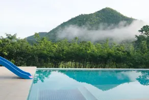 Hi - Scene Resort - Image 2