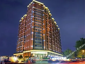 Parasol City Hotel and Residence (Chengdu Kuanzhai Alley) - Image 4
