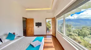 Misty Munnar Cliff Heaven - Image 2
