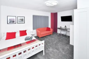 Townhouse @ 42 Minshull New Road Crewe - Image 2