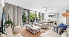 Noosa Luxury Apartment - Image 2