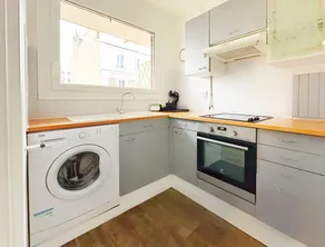 Charming Parisian Apartment in the Heart of the 20th Arrondissement - Image 4