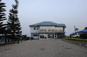 Mount Pleasant Inns & Apartment - Image 5