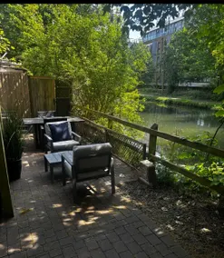 Canalside 1bed flat. - Image 4
