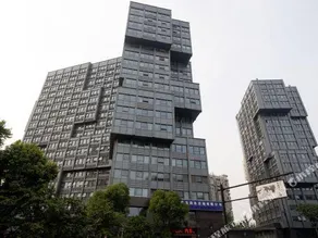 Cangling Apartment Hotel - Image 5