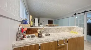 Logement 1 pièce Cozy - Parfait pour Courts Séjours - Image 3