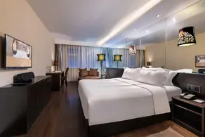 Orange Hotel Select Qingdao Wusi Square - Image 2