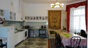 Garibaldi 5 Apartments & Rooms - Image 5