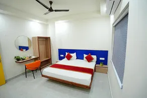 Hotel Natraj - Image 2