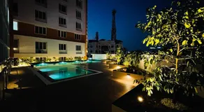 Luxe Luminaire - Image 3