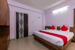Collection O Prince Palace - Image 2