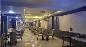 Hotel Tesla - Image 2