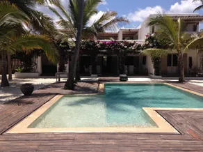 Uzuri Boutique Hotel - Image 4