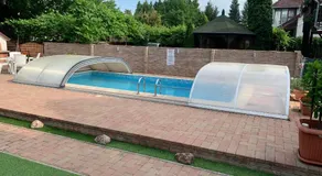 Mediterán Fedett Medencés Apartmanház - Image 5