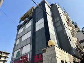 Hotel Luxurs - Image 3