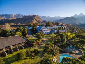 Cathedral Peak Hotel - Image 2